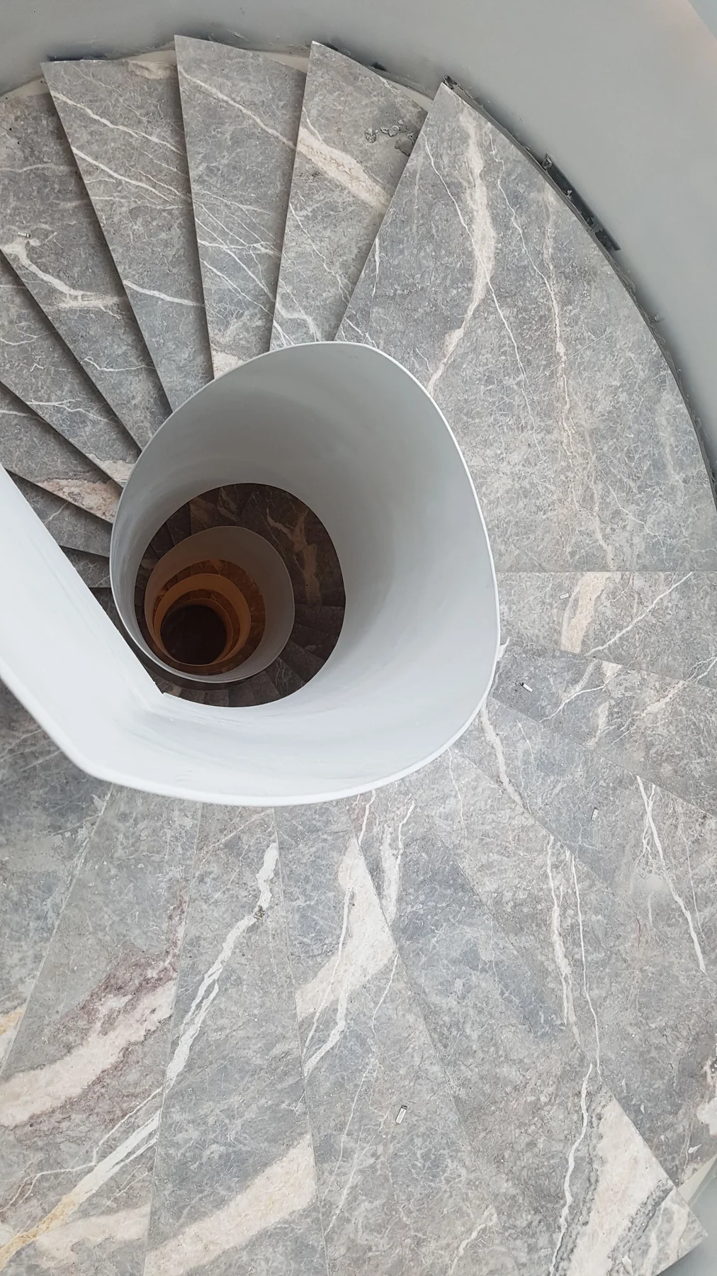 Placări cu piatră naturală — lucrare DomoBuild